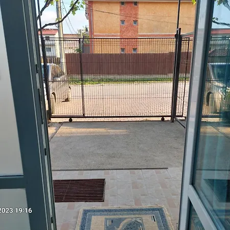 Casa Adelina Pensión *